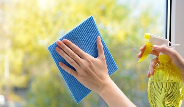Quy Trình Lau Cửa Kính Chuẩn Chuyên Nghiệp