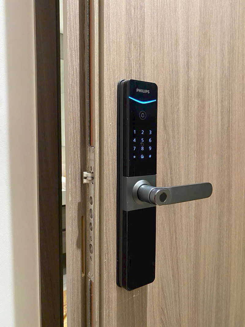 Kinh-nghiem-chon-khoa-cua-bang-van-tay-phu-hop-nhat