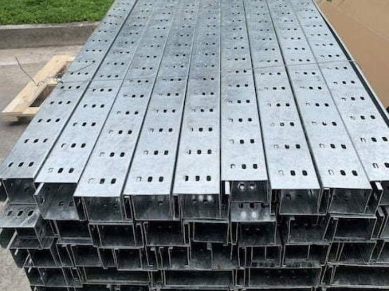 Vai trò của máng cáp trong hệ thống điện hiện đại
